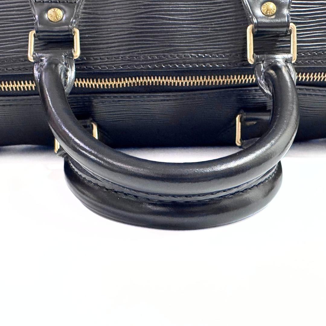 hiro様 ルイヴィトン エピ スピーディ40 ハンドバッグ 黒 M42982