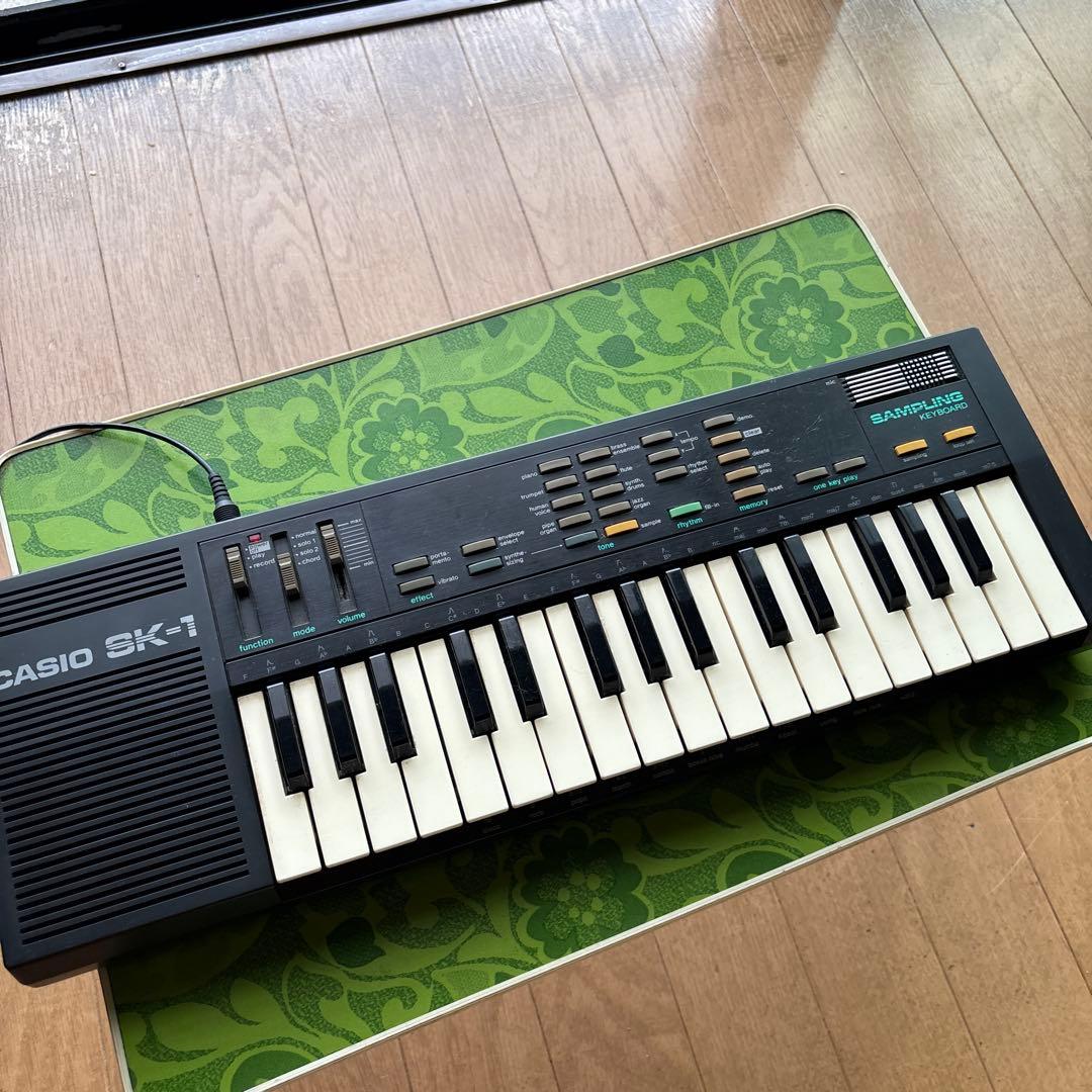 サンプリングキーボード SK-1