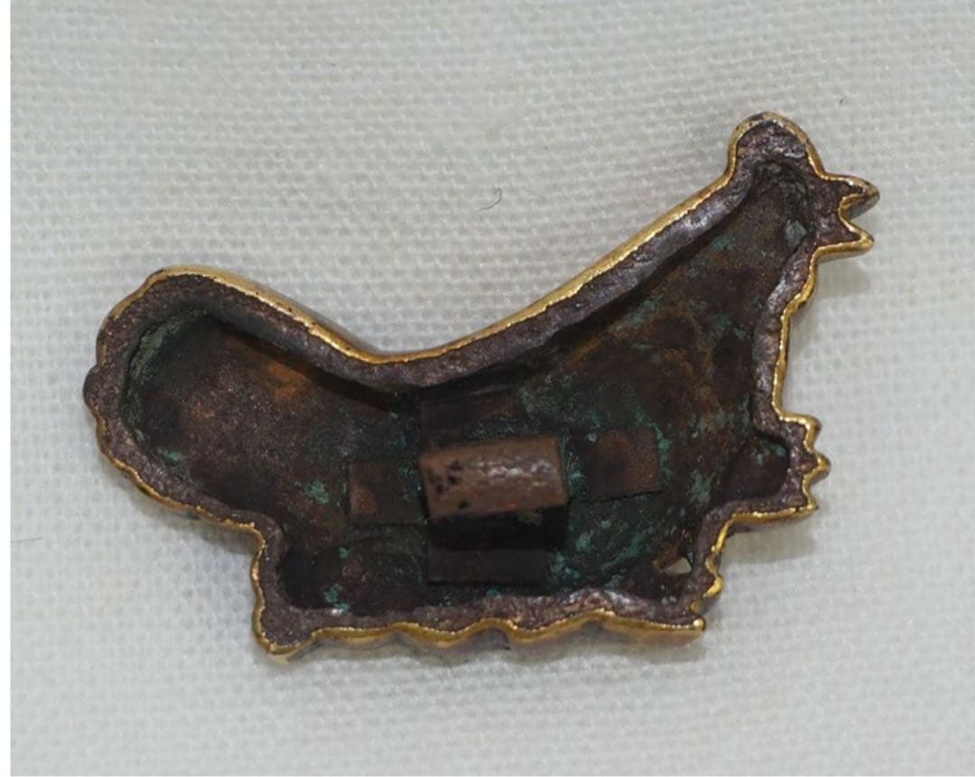 送料無料コレクター放出江戸時代『政義』作　金着せ鶏目貫2点刀装具木箱付大名道具