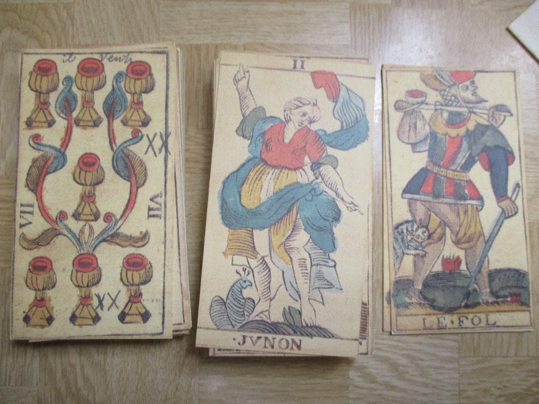 【IL Tarocco DI Besancon】