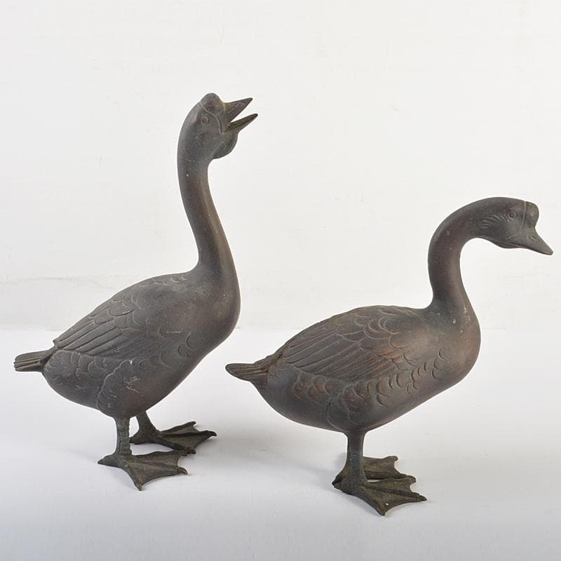 金工 秀山作 鋳銅 家鴨 アヒル 置物 一對 重さ合計約3.2㎏ G R7513