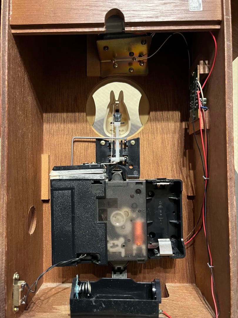 ジャンク品　トトロの掛時計 木製