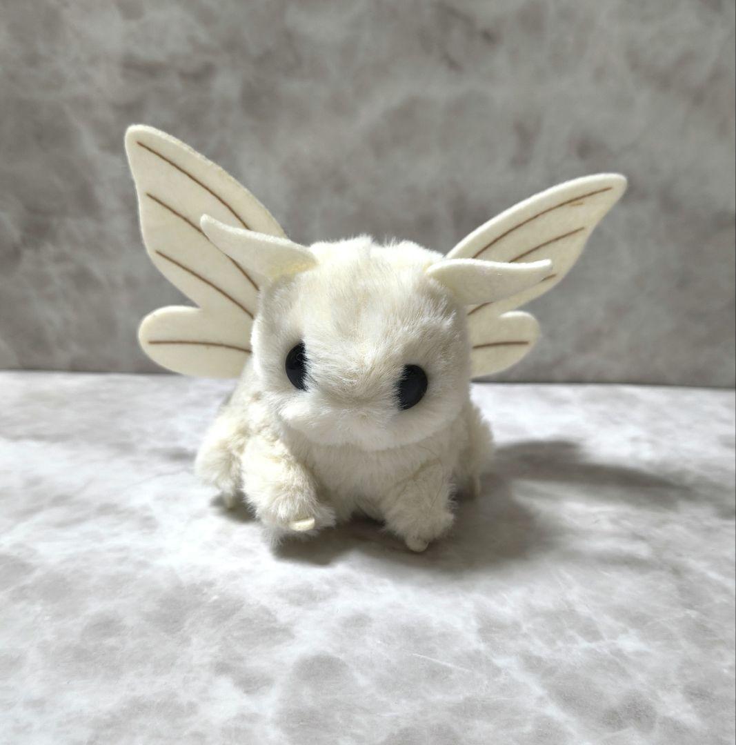 ふわふわモスちゃん カイコガ マスコット ぬいぐるみ ミルモ カイコ 蚕