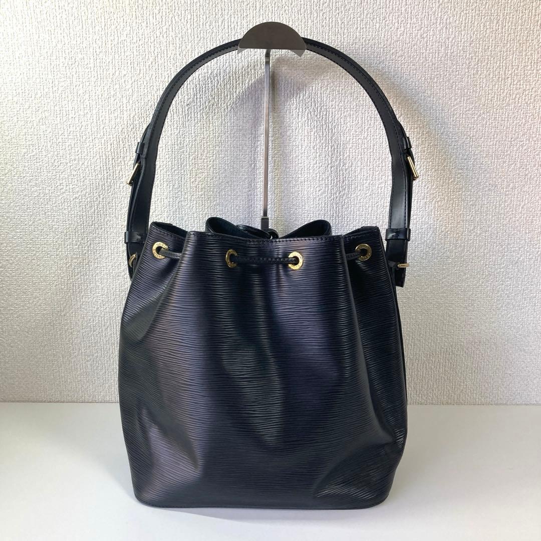 LOUIS VUITTON エピレザー プチノエ ノワール 黒 バケットバッグ