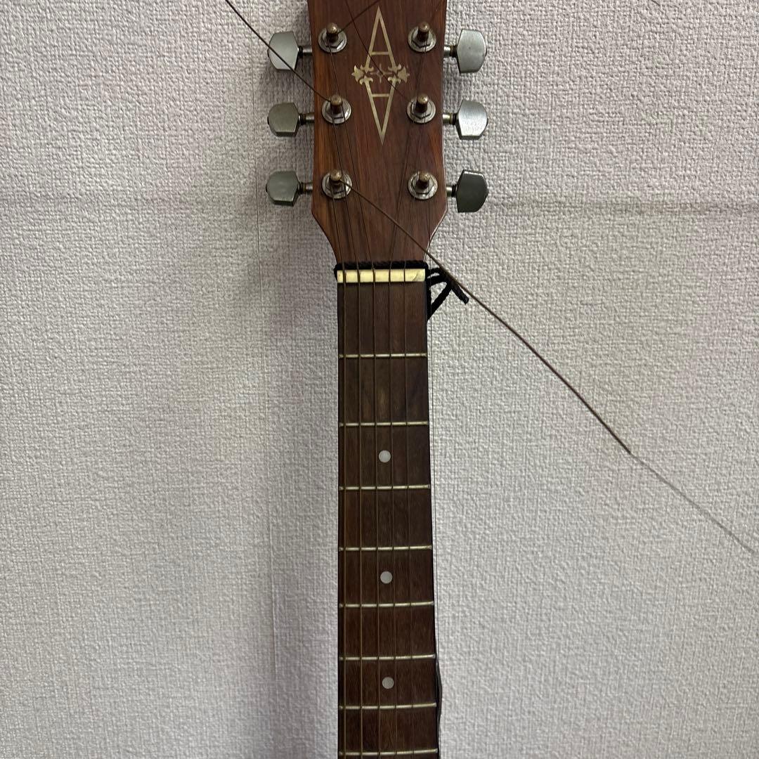 アルバレス アコースティックギター 弦切れあり