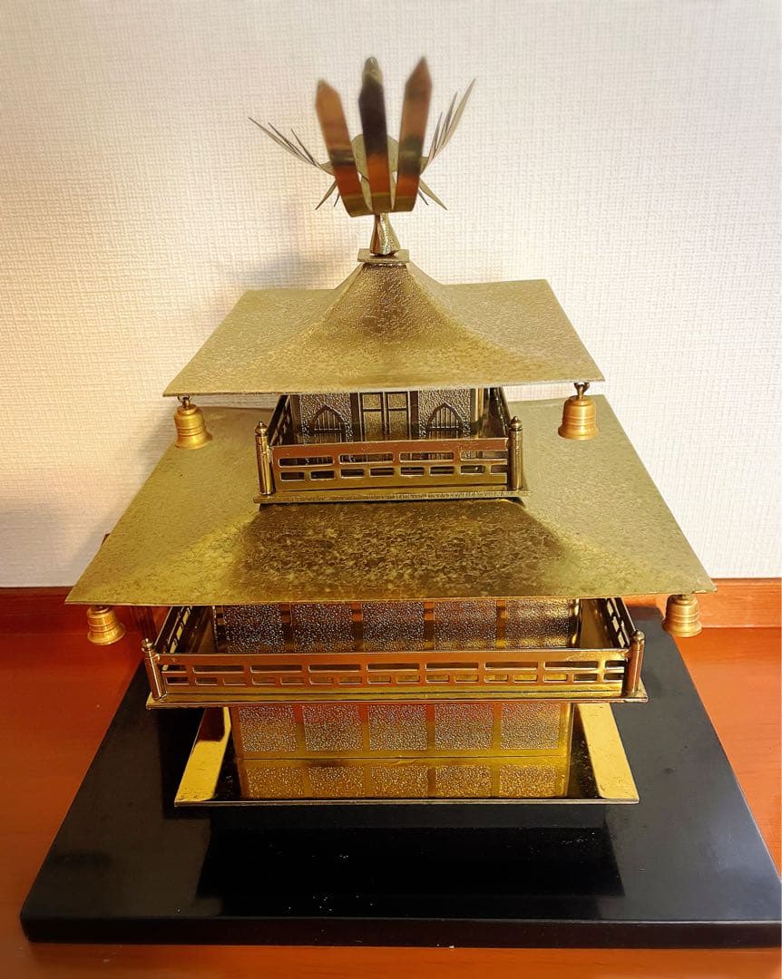金閣寺模型 金色 金属製