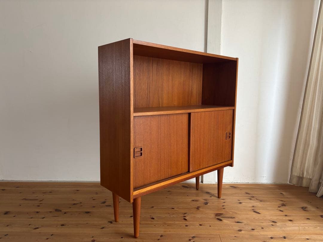 北欧ヴィンテージ　デンマーク　チーク　キャビネット 鍵付きキャビネット｜北欧ヴィンテージ｜チーク｜デンマーク | kerran