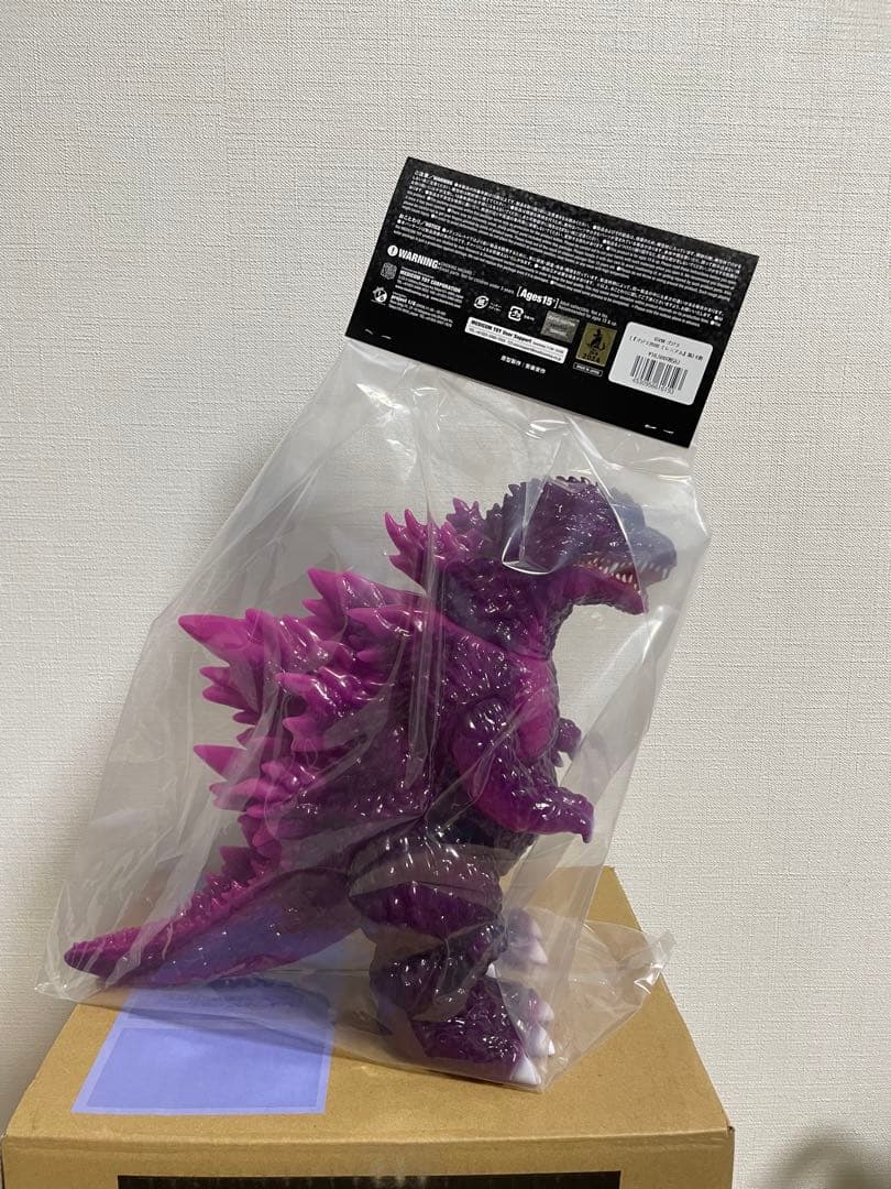 新品未開封　安楽安作GVW ゴジラ (『ゴジラ2000 ミレニアム』版) 4期