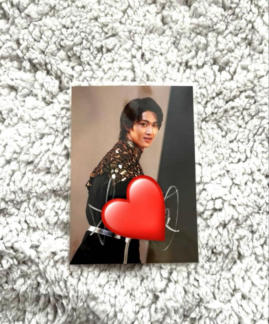 M!LK 曽野舜太 サイン入り生写真 - メルカリ