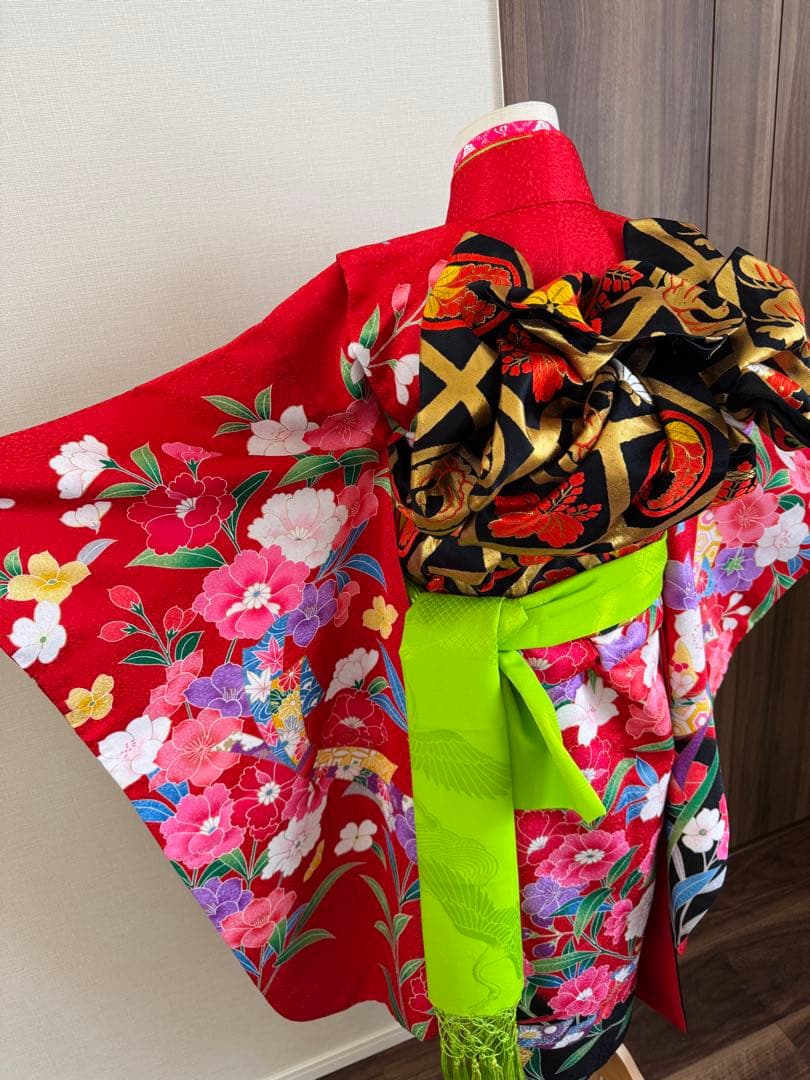 七五三に★赤色着物に熨斗と四季の花々　7歳着物、袋帯のセット