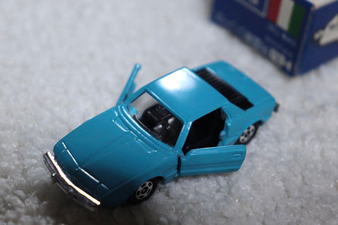 日本製　トミカ　外国車シリーズ　フィアットX 1/9 F28 イタリア　1977