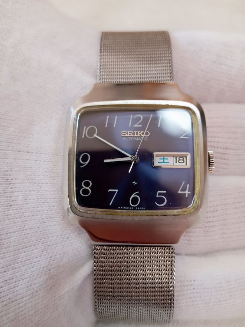 る*】様 SEIKO　アンティーク　機械式自動巻　スクエア型　機能良好　超美品