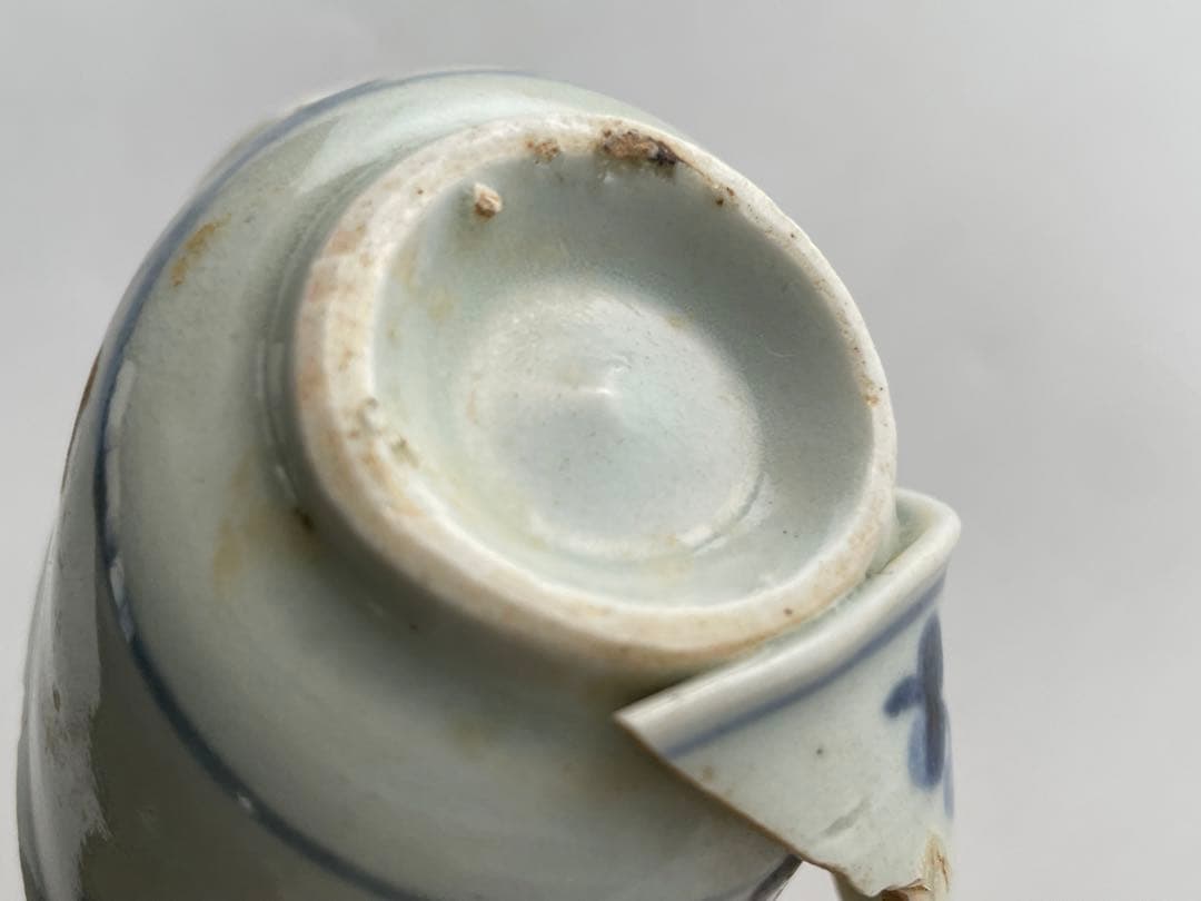 骨董　アンティーク　初期伊万里陶片　染付薺文小碗　盃　酒器　残欠　発掘　出土