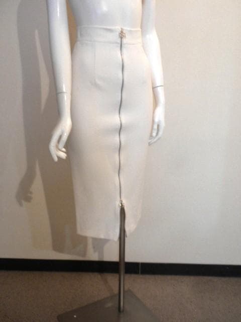 入荷◆リナシメント◆素敵アイボリーホワイト！定番人気のペンシルタイトスカート！M