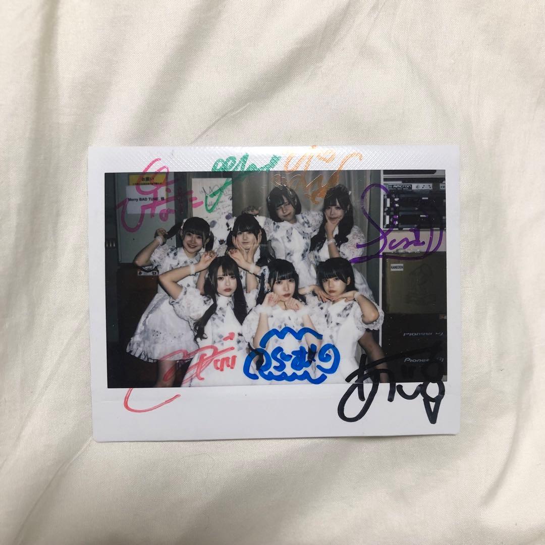 iLiFE! 東名阪ツアー Hands Up! Sチケ特典 サイン付集合チェキ - メルカリ