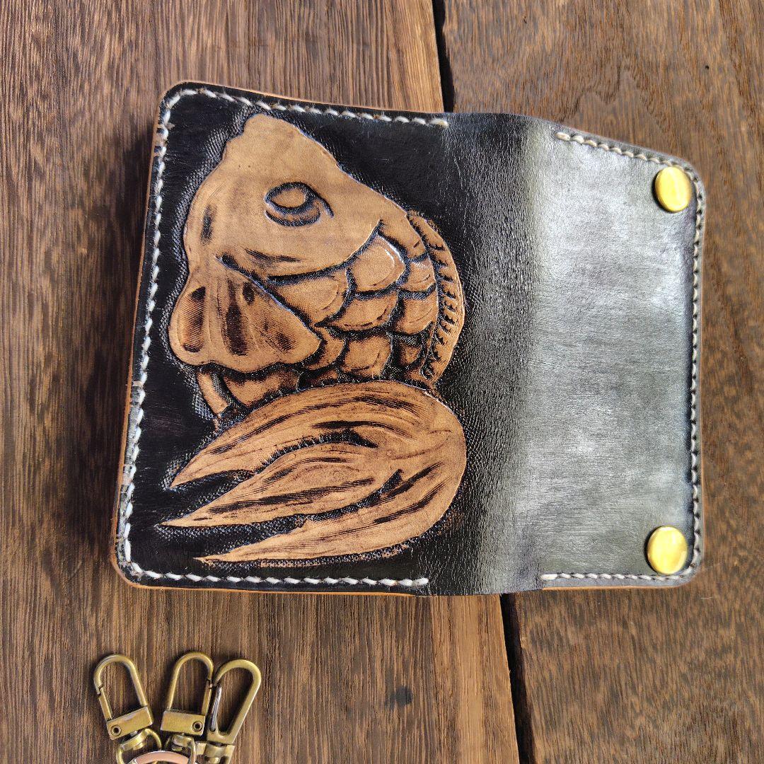 ミドルサイズ トラッカーウォレット 黒×赤 金魚(74)