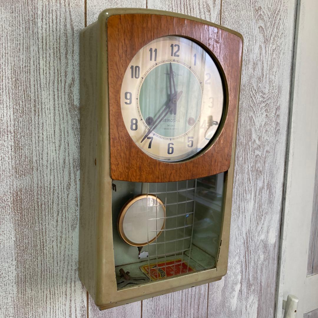 セイコー社 木製掛け時計 ガラスカバー付き　ビンテージ中古品　昭和30年代製
