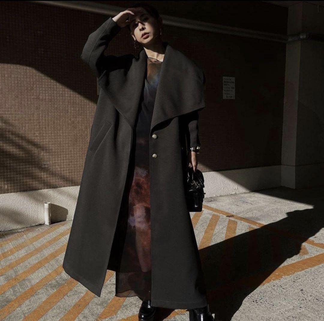 Ameri BIG COLLAR TUCK SHOULDER COAT