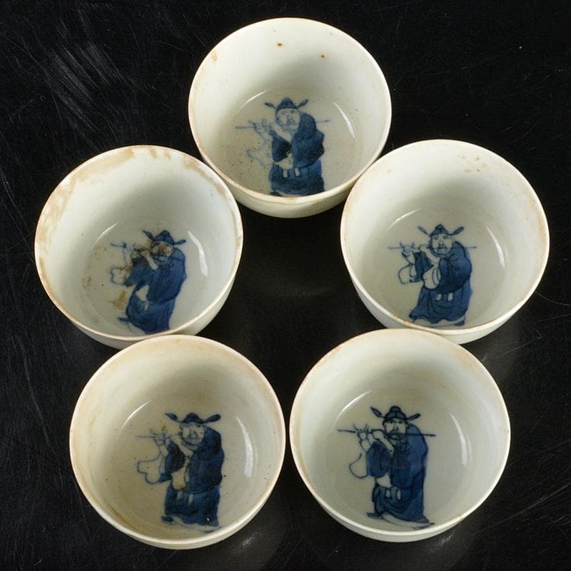 中国 大明成化年製款 青花 煎茶碗 五客 古竹 崇菊