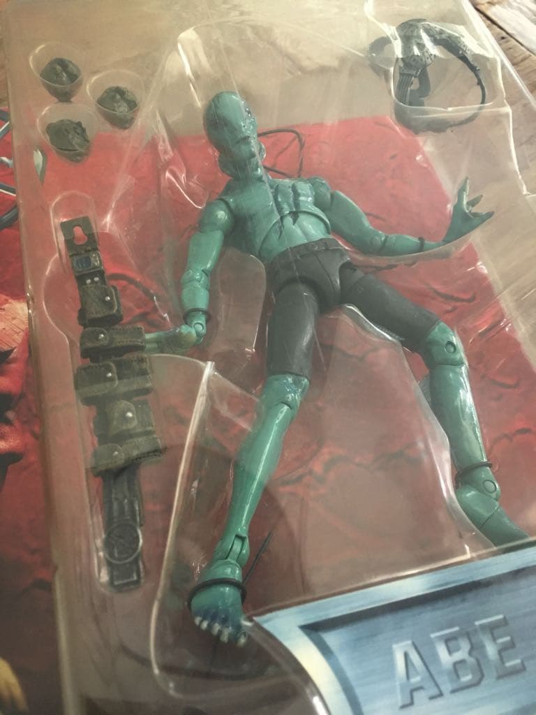 ヘルボーイ 8インチ フィギュア シリーズ1.5 エイブ・サピエン - メルカリ