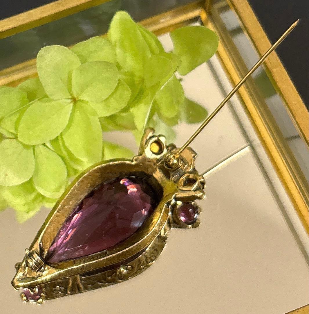 イギリス製ヴィンテージ MIRACLE パープルガラス ハート 王冠 ブローチ