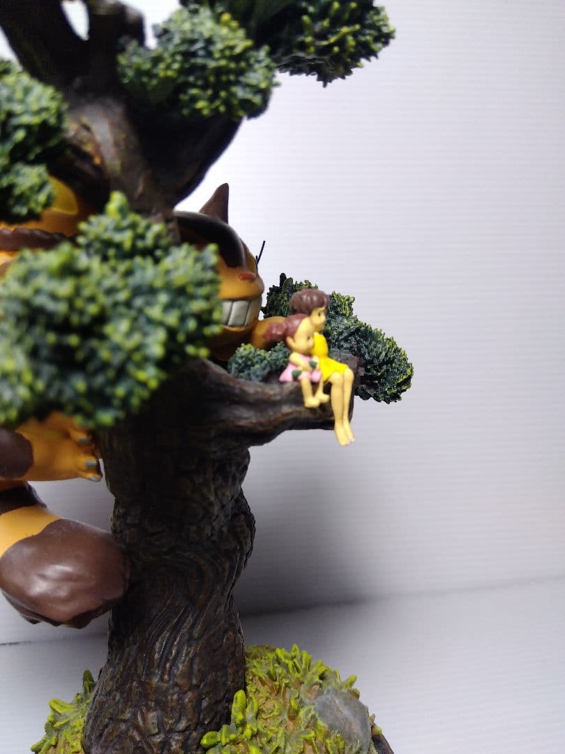 スタジオジブリ　ジオラマ置時計　となりのトトロ　松の木の下で