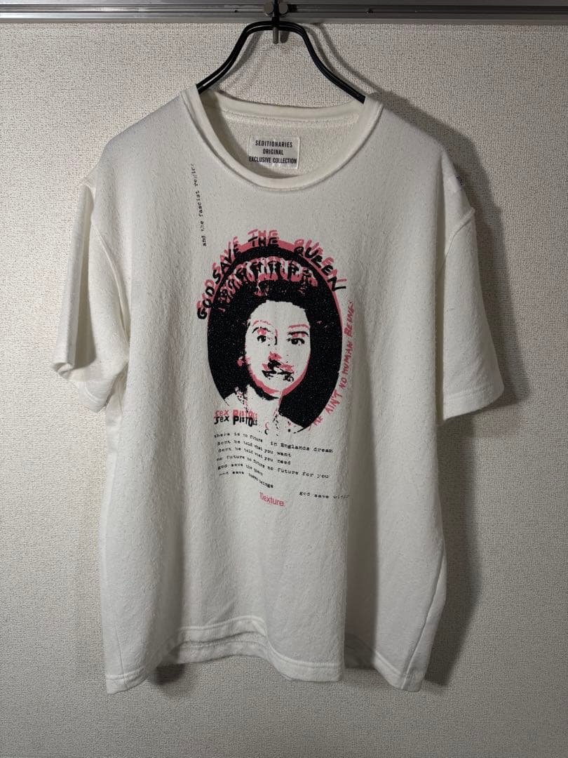 ニ*コ様 SEDITIONARIES GOD SAVE THE QUEEN Vivienne Westwood - “God Save the Queen” T-shirt - British - The