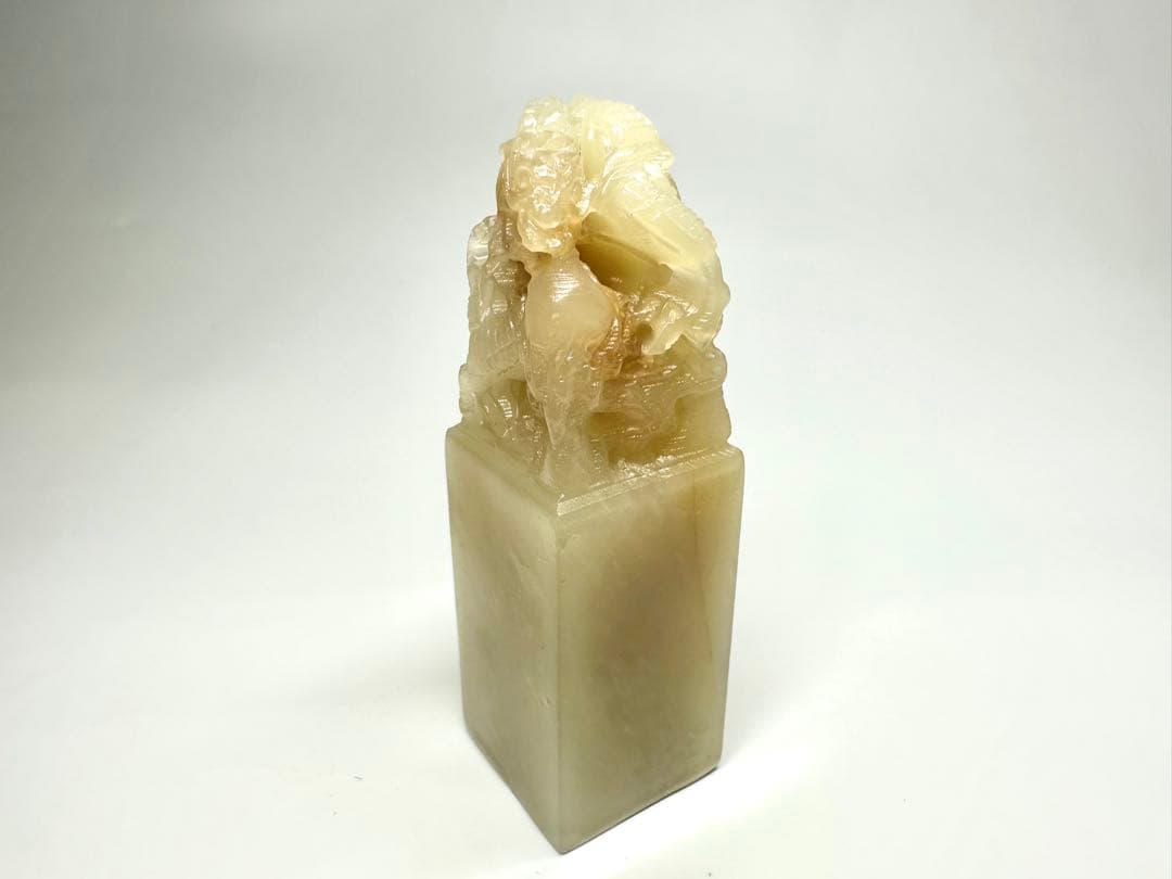 遊龍戯珠】 龍 竜 古獣 美品 高級印材 篆刻 印石 ラオス印