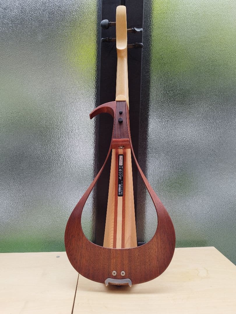 YEV104 エレクトリックバイオリン 4弦 ハードケースと弓付き