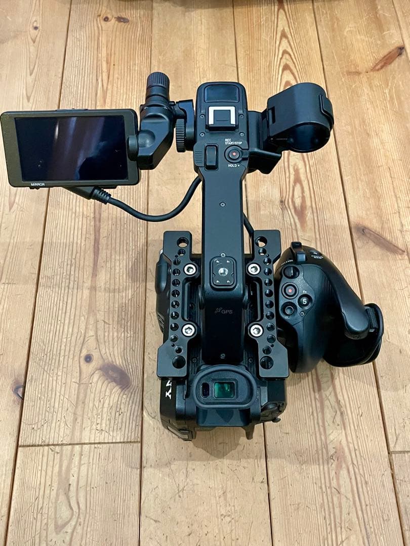 お得❗️SONY 4K PXW-FS5業務用ビデオカメラ本体