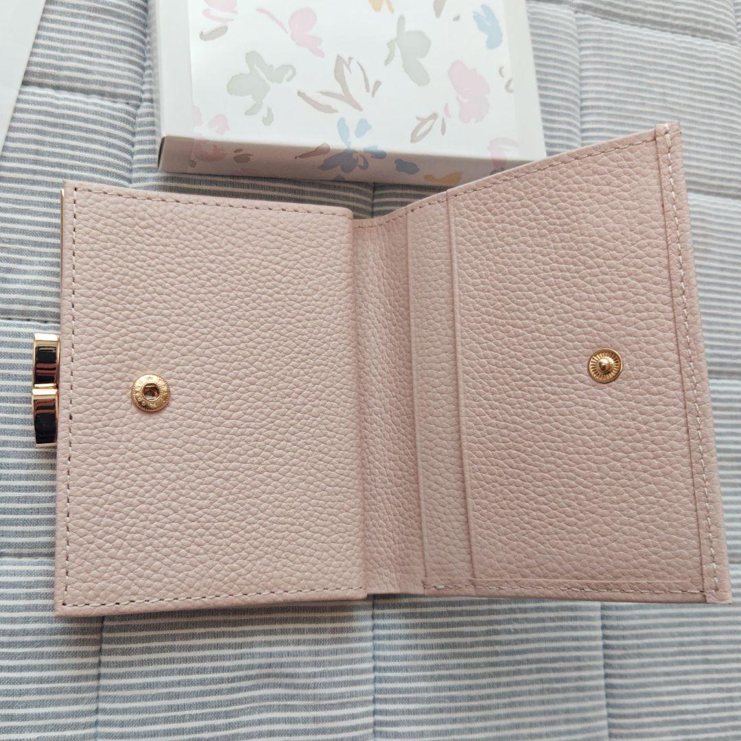 ☆新品☆皇居 財布 二つ折り がま口 ピンクベージュ - メルカリ