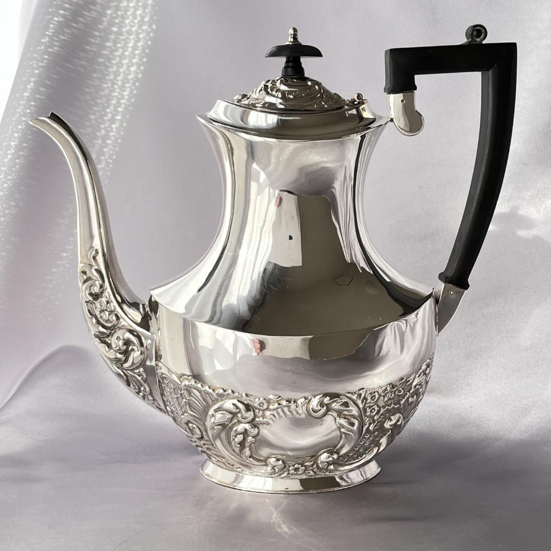 【Cheltenham】 ビクトリアン エンボスのコーヒーポット