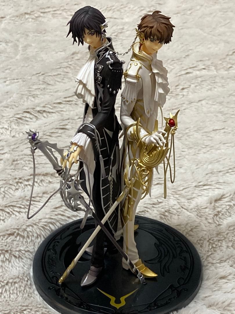 箱ありメガハウス コードギアス フィギュア ルルーシュ スザク