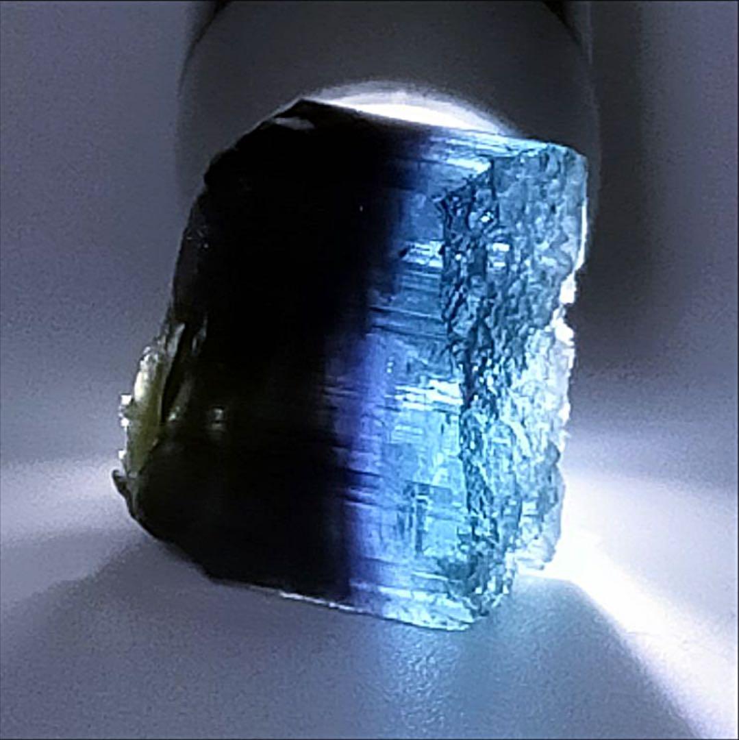 タンザニア産】トリカラー！！エルバイトトルマリンの原石