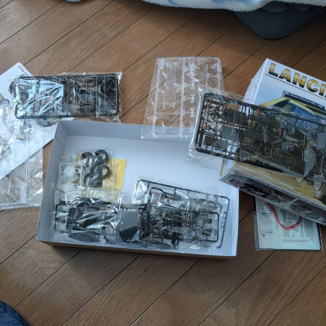 絶版】マツダサバンナとマセラティメラク プラモ2台 絶版】マツダ