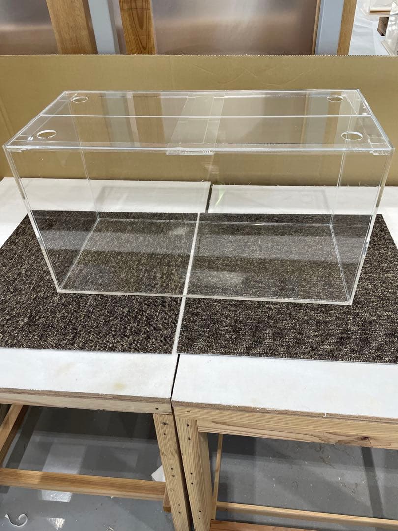 アクリル水槽4mmクリア、
