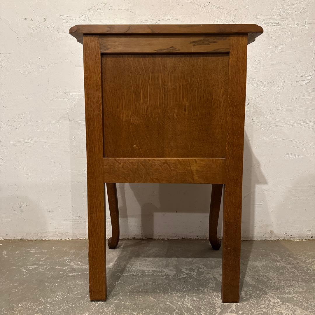 ヴィンテージ 木製サイドテーブル 扉収納付き