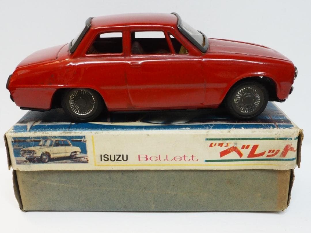 旭玩具【イスズ ベレット赤】ブリキtin toy carミニチュア自動車【箱付】