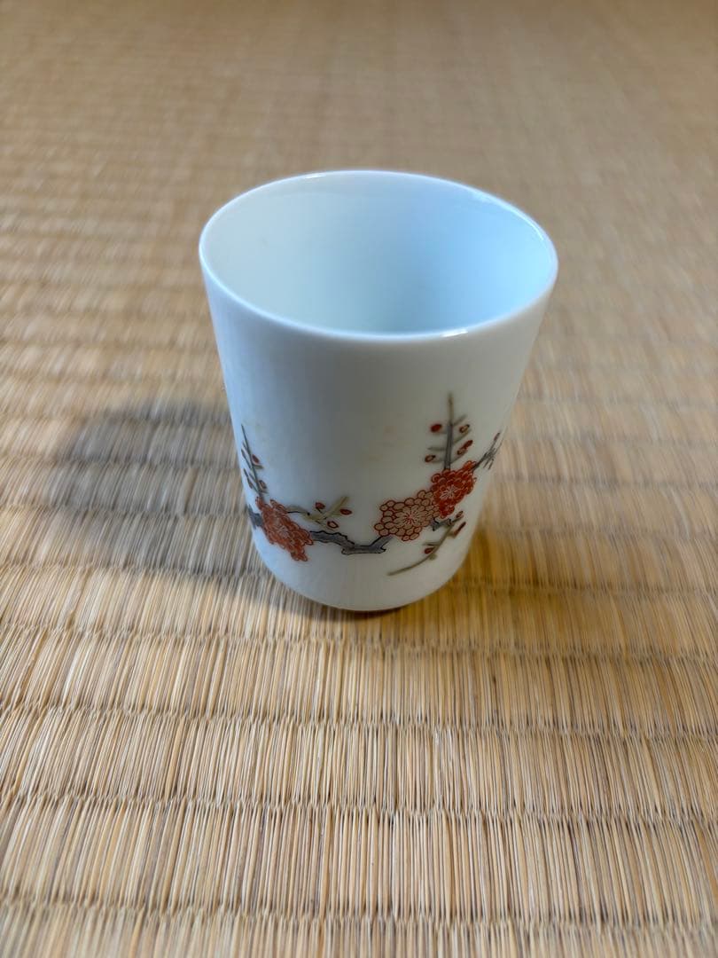 柿右衛門窯元　錦　雅風絵　酒盃　渦福　3個セット　木箱付き