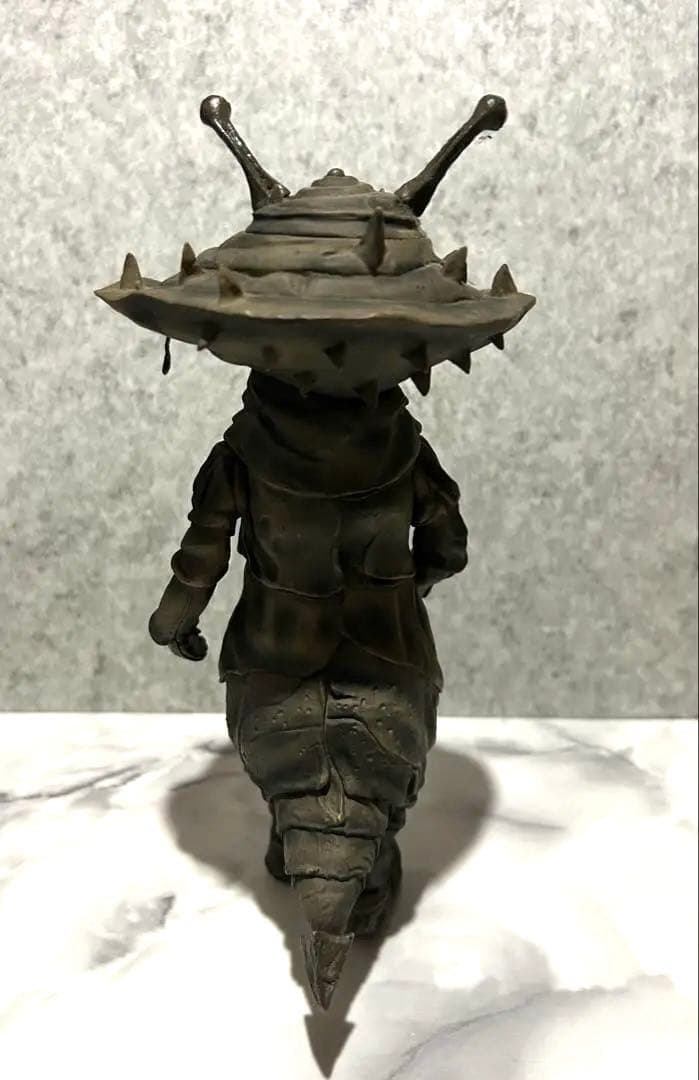 X-PLUS大怪獣シリーズウルトラQに登場する『怪獣カネゴン』のフィギュア