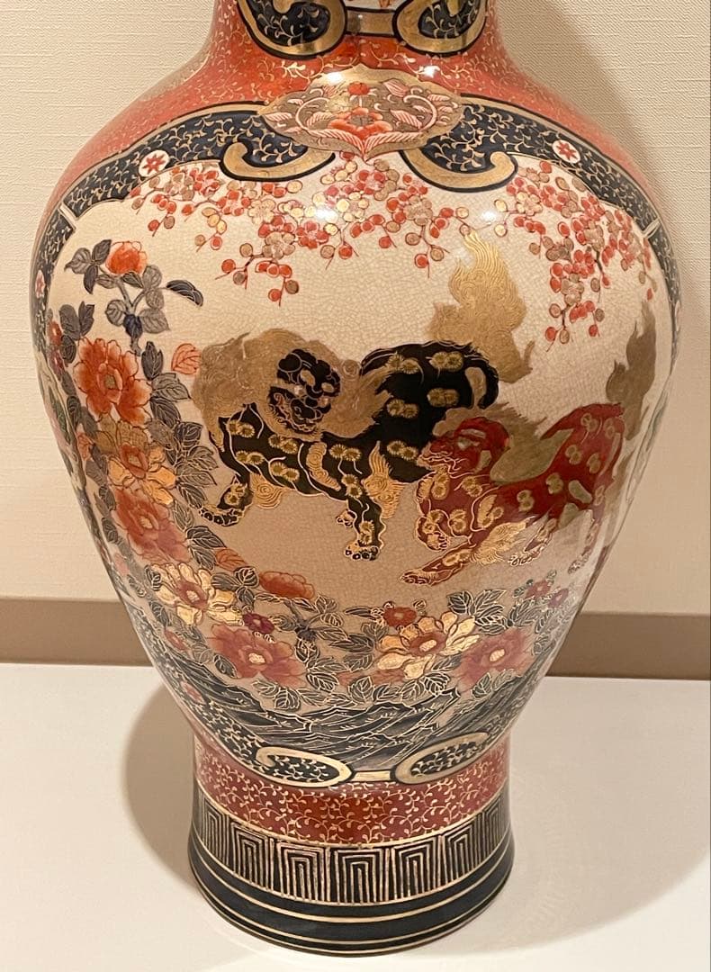 九谷焼 伊万里 陶月 梅牡丹孔雀獅子図金襴手 大花瓶 高さ約