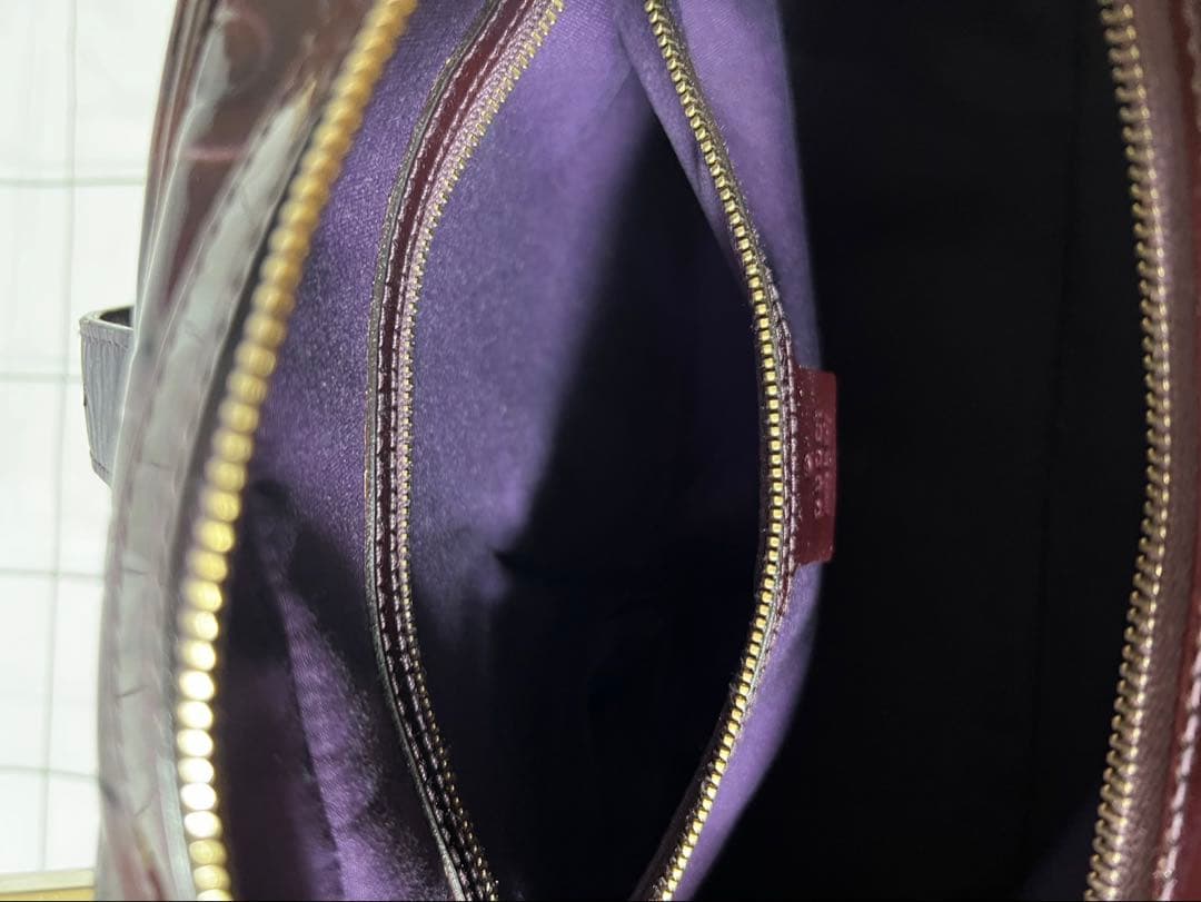 GUCCI グッチ　ワインレッド エナメルハンドバッグ　145770