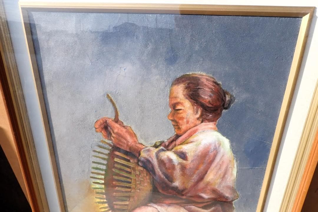油絵 原画 人物画 署名あり（Sakai？）女性 竹細工 籠編み 額装