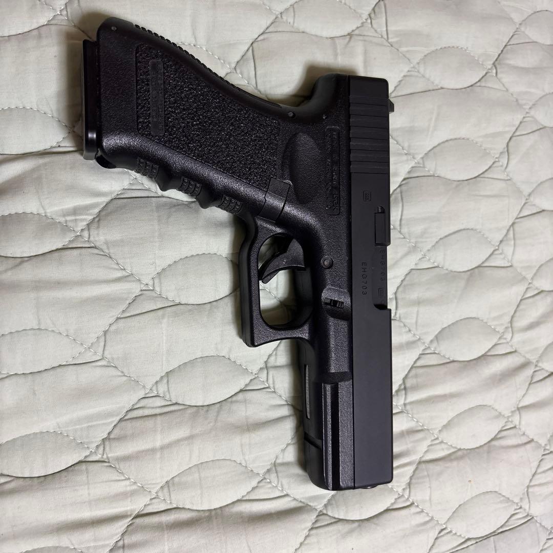 東京マルイNo.11 グロック18C 電動ハンドガン＋バッテリー＋充電器セット