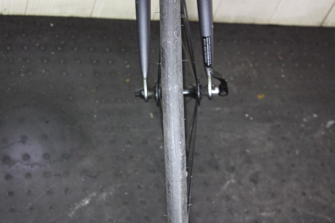 GIANT ESCAPE R3 700C アルミ 24速 470mmグレークロス