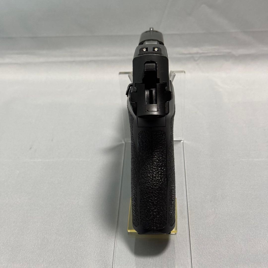 東京マルイ　SIG P226e2 カスタム品 マガジン付