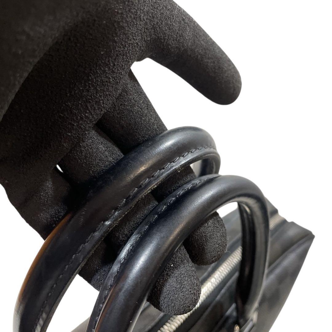 ルイヴィトン　ダミエグラフィット　ポルトドキュマン ヴォワヤージュ　4730