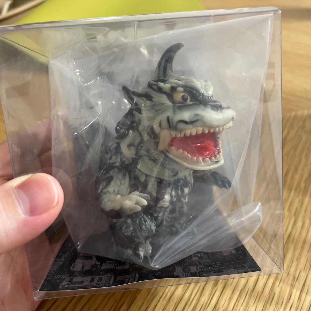 シカルナ工房 ウルトラCUBE ゴメス マーブルVer ソフビ - メルカリ