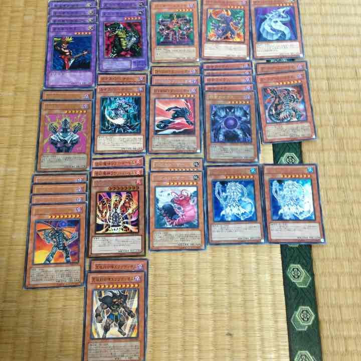 遊戯王  古めのモンスターカード