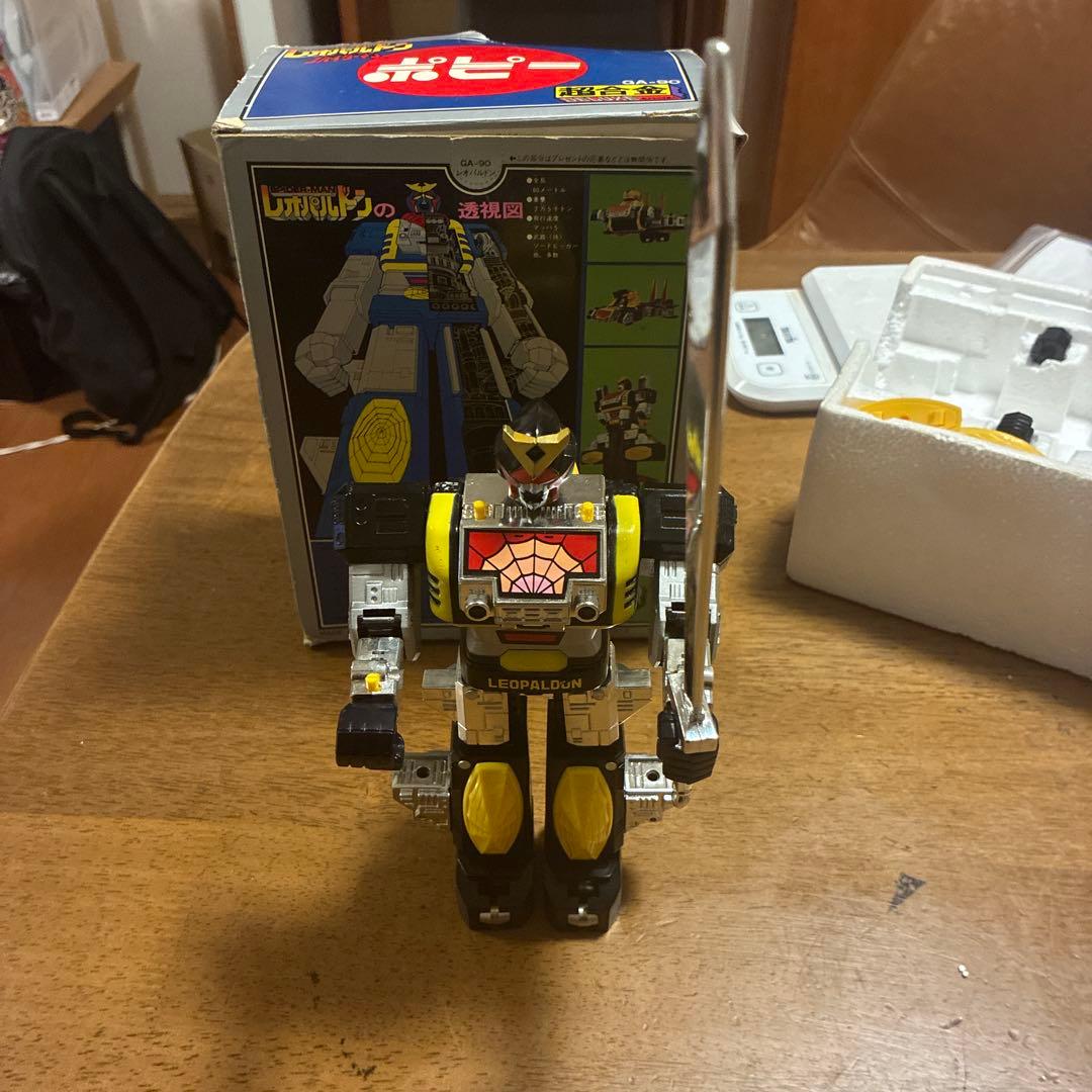 DX スパイダーマン レオパルドン　超合金　ポピー